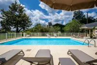 Chateau Meyre Hotel di Avensan