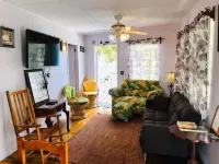 Easy Living Apartments Hotels in Placencia