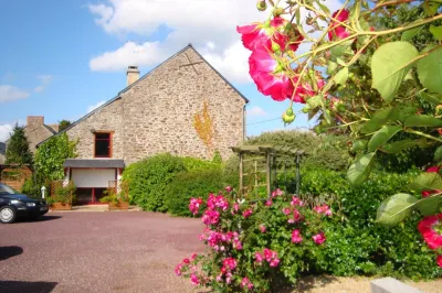 Au Jardin d'Eloïse Hotels in Pleslin-Trigavou
