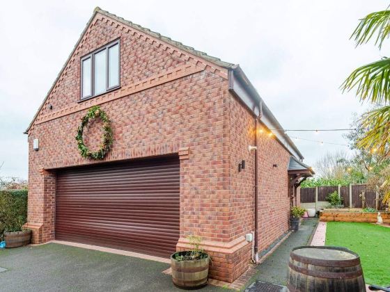 Private Annexe Quiet Village Location Free Parking