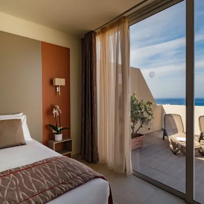 Mayflower Hotel Malta 세인트폴스섬 주변 호텔
