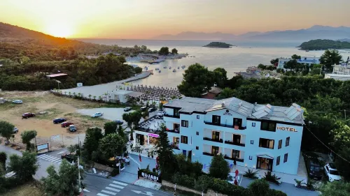 Hotel Vila Park Bujari Ksamil - プール