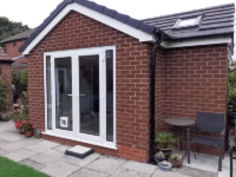 Rose View - Modern Detached Bungalow Hotels near Sale Water Park