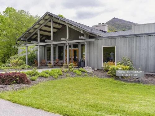 Peaks of Otter Lodge Hotel a Bedford County