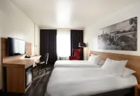 Park Inn by Radisson Luxembourg City - 3 ดาว