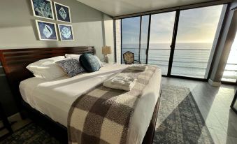 Ocean View Luxury Condo Oceanfront and Pool