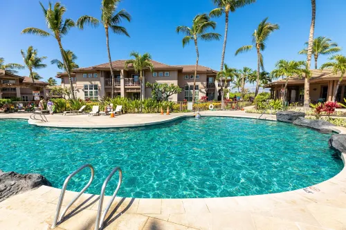 Hilton Pool Pass Included - Stylish Villa