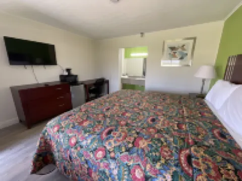 Executive Inn & Suites Hotels in Beaumont