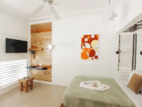 Begona Cliff Hotel โรงแรมในเนกริล