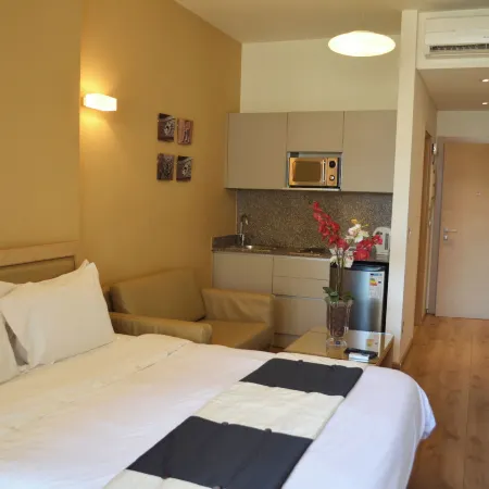 Nest 1 Hotel