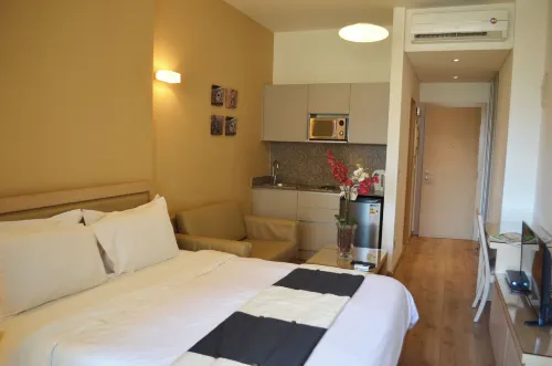 Nest 1 Hotel - Bintang 3