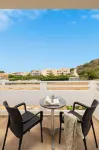 Thelèsi Apartments, 100m from the Beach