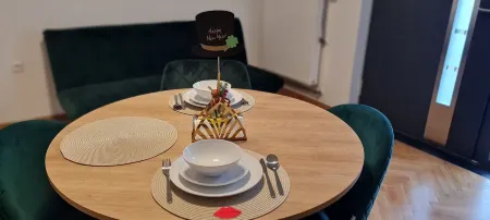 Cozy Apartament Near Redbull Ring and Prabichl Отели в г. Gemeinde Sankt Michael in der Obersteiermark