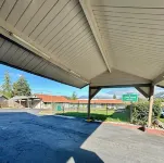 Lone Pine Motel Hotels in Miranda