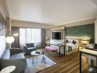 Hotel Suba International Sahar Road Mumbai โรงแรมใกล้หาดเวอร์โซวา