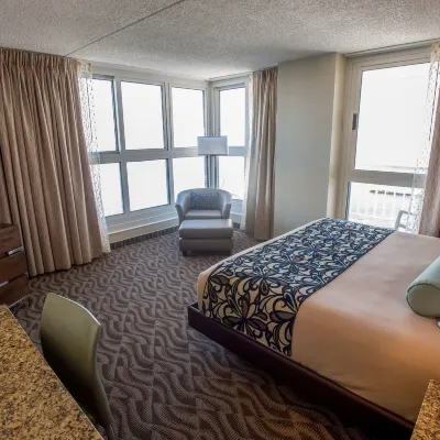Boardwalk Resorts - Flagship Hotels near Delta Basin