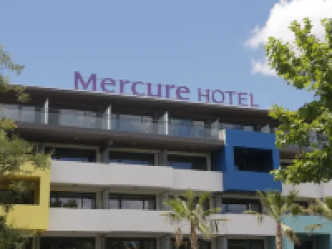 Hôtel Mercure Golf Cap d'Agde エローのホテル