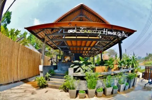 패밀리 하우스 @ 파이