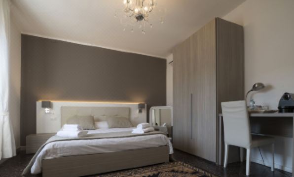 Al Portico Guest House