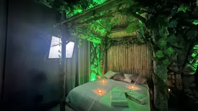 Crazy Love Hotel a Torre del Greco