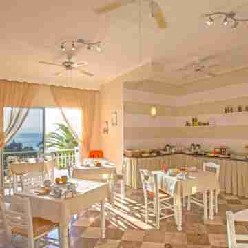 Aurora Beach Hotel Dining/Meeting Rooms