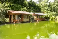 Cabañas del Lago - Parkering