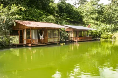 Cabañas del Lago Hoteles cerca de Reserva biológica Bosque Nuboso Monteverde