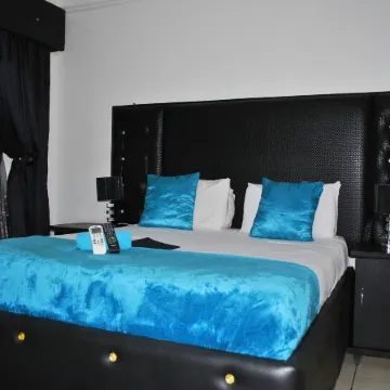 Lapologa Bed & Breakfast