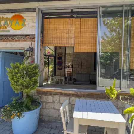 Alayaz Hotel