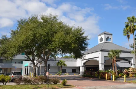 Opal Hotel & Suites Отели в г. Алтамонте Спрингс