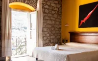 Corte Fiorita Albergo Diffuso Hôtels à : Tresnuraghes
