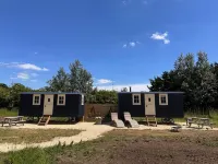 ShepherdsHut-Hot Tub-Cotswolds-PetFriendly - 2 stelle