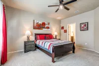 Beautiful & Cozy, BMT Friendly near SeaWorld 3mi/Six Flags 14mi/Lackland 8mi Hotels near Walmart Supercenter