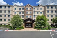 伊頓敦Homewood Suites by Hilton - 停車場