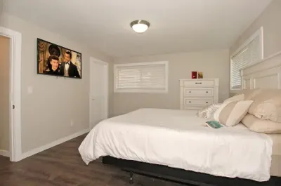 Home on the Border - Modern home 5 minutes from Canadian border