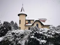 Villa Rapunzel - Apartment 02 "Castle View"