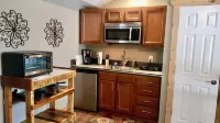 NEW Perimeter Suite