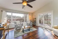 Mountain View and Game Room - Spacious Luxury Retreat