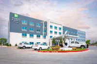 ホリデイ イン エクスプレス & スイーツ ウェイコ ダウンタウン by IHG Rogers School of Engineering and Computer Science周辺のホテル