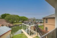 Stunning Luxury Home on Lake LBJ! - Wifi