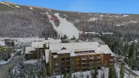 Ski-in Ski-Out Access and Amazing Amenities - Stunning Mountain Getaway Hotels in East Keystone