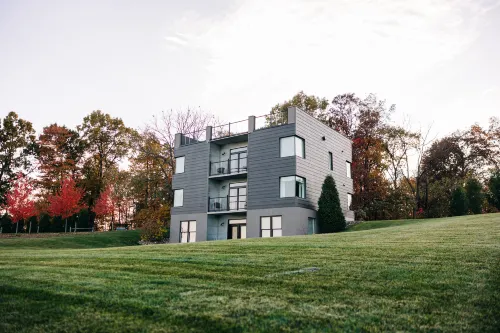 Rooftop Kitchen and Hot Tub with Panoramic Views - Gorgeous Oasis