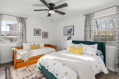 Private Hot Tub and Bike-Friendly Amenities - Charming Adventure Retreat