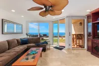 Oceanfront Views and Cozy Atmosphere - Stunning Beachside Retreat Hotels in Fairbanks Ranch
