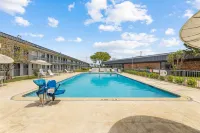 Americas Best Value Inn-Ft. Worth/Hurst - Pools