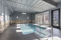 Indoor Heated Pool and Complimentary Activity Tickets - Cozy Mountain Haven