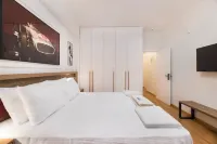 Alexandra's Unique Apartment Hotels in Victoria