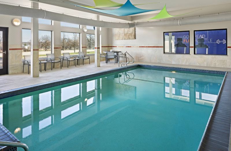 Holiday Inn Express Moline - Quad Cities by IHG photo 2