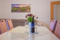 Apartment Vesna Near Beach with the Balcony