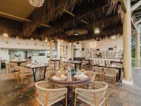Layan Hotel & Spa Hotels near Playa Biesanz